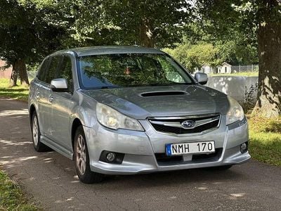 Begagnad Subaru Legacy 150 HK (110 kW) 2012 Silver Kombi