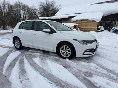 Begagnad VW Golf VIII 131 HK (96 kW) 2023