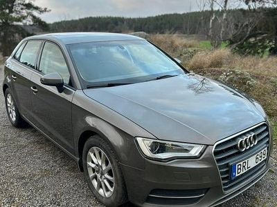 Brå/brun metallic Begagnad 2014 Audi A3 Sportback Halvkombi | 108 000 kr (Marknadspris)