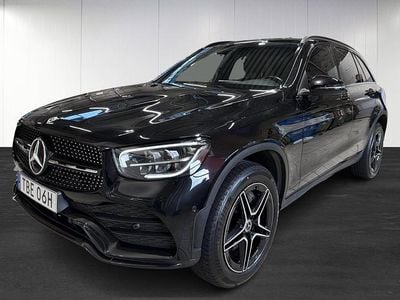 Begagnad Mercedes GLC300e AMG 306 HK (225 kW) 2022 Svart SUV