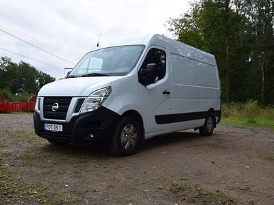 Nissan NV400