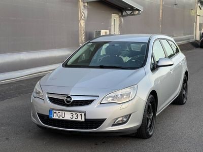 begagnad Opel Astra Sports Tourer 1.7 CDTI Manuell, 125hk, 2012