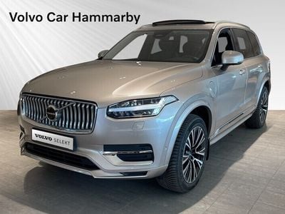 Grå Begagnad 2023 Volvo XC90 SUV | 698 000 kr (Lite dyr)