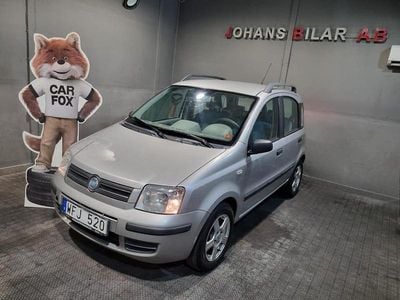 Silver Begagnad 2004 Fiat Panda Dynamic Halvkombi | 23 900 kr