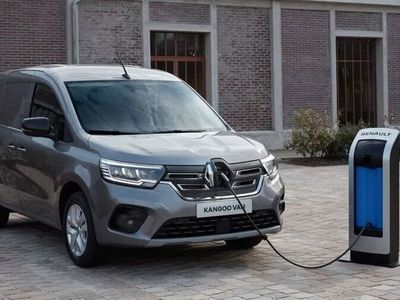 begagnad Renault Kangoo E-Tech 2023, Transportbil
