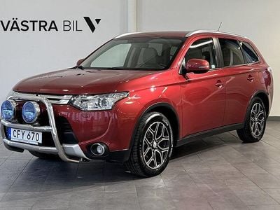 Röd Begagnad 2014 Mitsubishi Outlander SUV | 129 900 kr (Marknadspris)