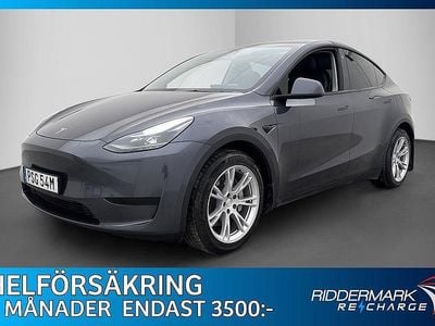 Grå Begagnad 2022 Tesla Model Y Standard Range SUV | 344 800 kr (Marknadspris)