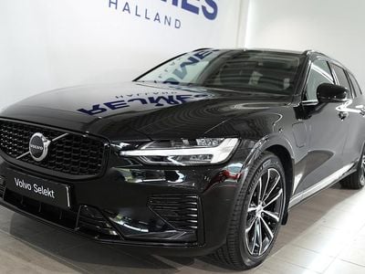 Svart Begagnad 2025 Volvo V60 Plus Kombi | 449 500 kr (Marknadspris)