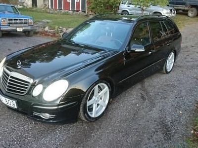 Mercedes E320