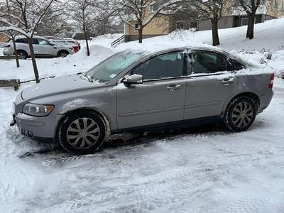 Begagnad 2004 Volvo S40 Sedan | 19 900 kr (Marknadspris)