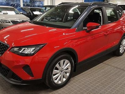 Röd Begagnad 2022 Seat Arona Style SUV | 144 900 kr (Marknadspris)