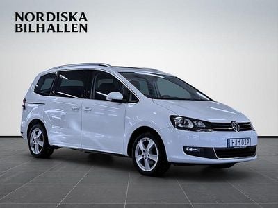 Begagnad VW Sharan 150 HK (110 kW) 2018 Vit Minibuss
