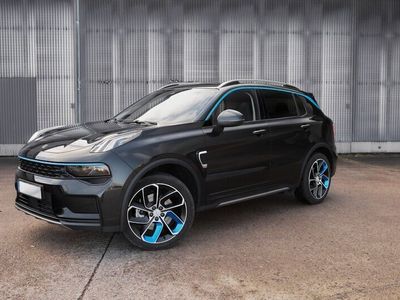 begagnad Lynk & Co 01 PHEV/ PLUG-IN HYBRID/ DRAG/ VINTERHJUL / PANO