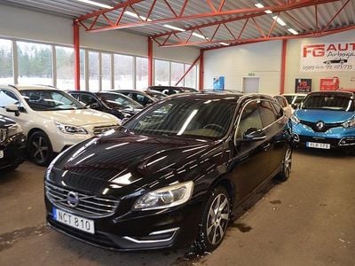 Svart Begagnad 2016 Volvo V60 Summum Kombi | 114 900 kr (Bra pris)