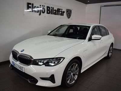 BMW 330e