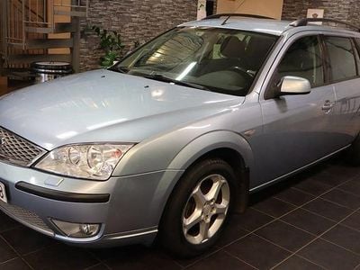 Begagnad Ford Mondeo 146 HK (107 kW) 2006 Ljusblå Kombi