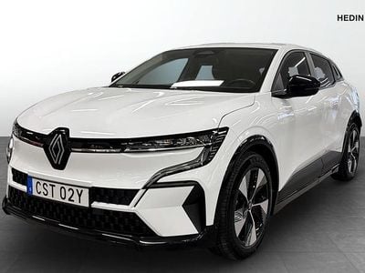 Begagnad Renault Megane E-Tech Equilibre 96 kW (131 HK) 2022 Halvkombi