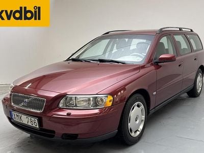 Begagnad Volvo V70 Business Edition 140 HK (102 kW) 2006 Röd Kombi