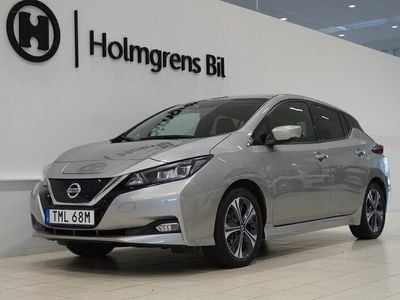 Begagnad Nissan Leaf Tekna 160 kW (218 HK) 2021 Grå/silver Halvkombi