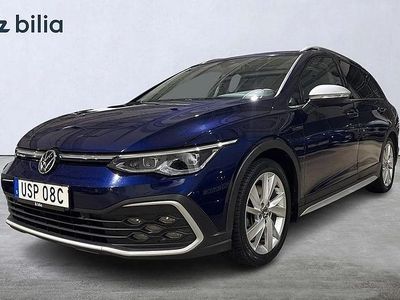 Mörkblå Begagnad 2022 VW Golf Alltrack Kombi | 309 000 kr (Lite dyr)