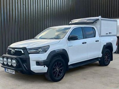 Vit Begagnad 2022 Toyota HiLux Pickup | 649 900 kr