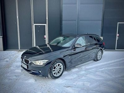 Svart Begagnad 2014 BMW 320 Sport Line Kombi | 149 900 kr (Marknadspris)