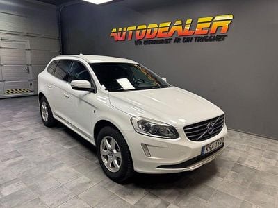 Vit Begagnad 2014 Volvo XC60 Ocean Race SUV | 159 900 kr (Marknadspris)