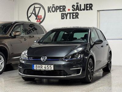 Grå Begagnad 2016 VW Golf VII GTE Halvkombi | 149 900 kr (Marknadspris)