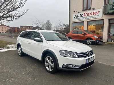 Begagnad VW Passat Alltrack 177 HK (130 kW) 2014 Vit Kombi