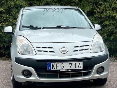 Silver Begagnad 2009 Nissan Pixo Halvkombi | 39 900 kr