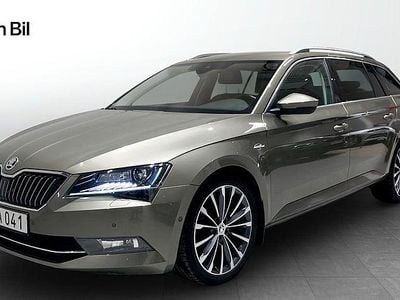 Ljusgrön Begagnad 2016 Skoda Superb LAURIN & KLEMENT Kombi | 179 900 kr (Bra pris)