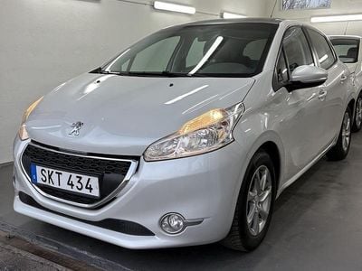 Vit Begagnad 2014 Peugeot 208 Halvkombi | 44 900 kr (Bra pris)