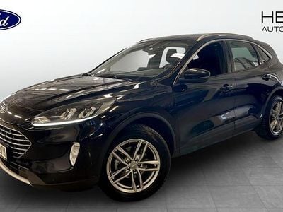 Svart (black) Begagnad 2022 Ford Kuga Titanium SUV | 229 900 kr (Marknadspris)