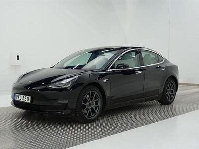 Svart Begagnad 2019 Tesla Model 3 Long Range AWD Sedan | 229 000 kr (Marknadspris)