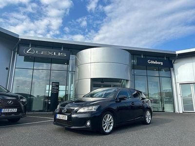 Lexus CT200h