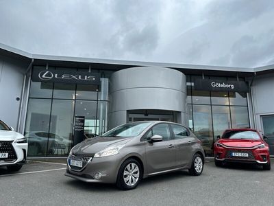 begagnad Peugeot 208 Automat 1.4 e-HDi EGS Euro 5