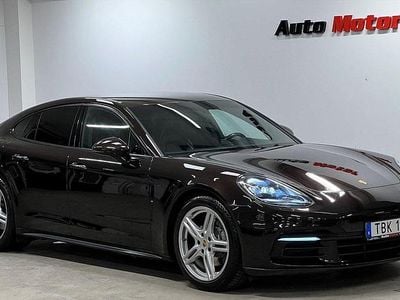 Porsche Panamera 4