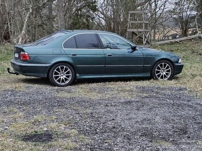 BMW 523