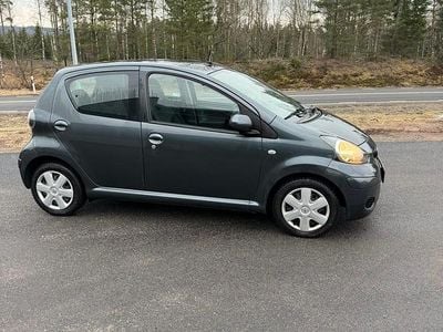 Begagnad Toyota Aygo 68 HK (50 kW) 2010 Halvkombi