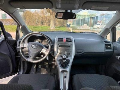 begagnad Toyota Auris 5-dörrar 2.2 D-CAT Euro 5