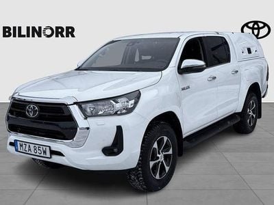 Begagnad Toyota HiLux 151 HK (111 kW) 2024 Vit Pickup