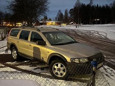 Begagnad 2001 Volvo XC70 Kombi | 24 000 kr (Marknadspris)