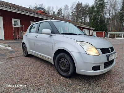 begagnad Suzuki Swift 5-dörrar 1.3 GL Euro 4