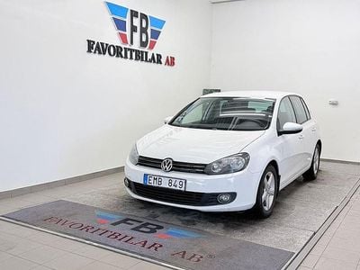 Begagnad VW Golf VI 105 HK (77 kW) 2011 Vit Halvkombi