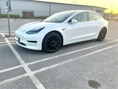 begagnad Tesla Model 3 Standard Range Plus Drag Garanti