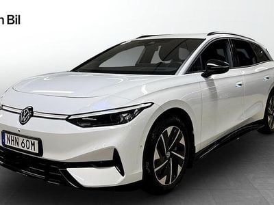 Begagnad VW ID.7 Pro 210 kW (286 HK) 2024 Vit Kombi