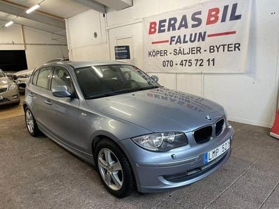 Begagnad BMW 118 Advantage 143 HK (105 kW) 2009 Ljusblå Halvkombi