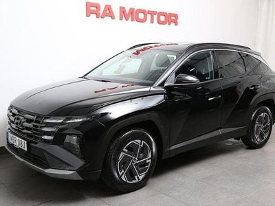 Abyss black Begagnad 2024 Hyundai Tucson Essential SUV | 339 900 kr (Bra pris)