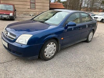 Begagnad Opel Vectra 147 HK (108 kW) 2003 Blå Sedan