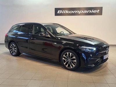 Svart Begagnad 2025 Mercedes C300e | 539 900 kr